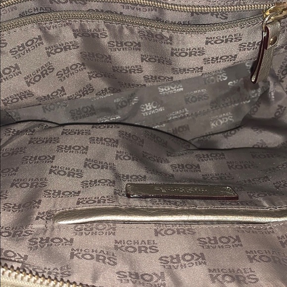 gold/tan Michael Kors tote bag - Picture 2 of 5